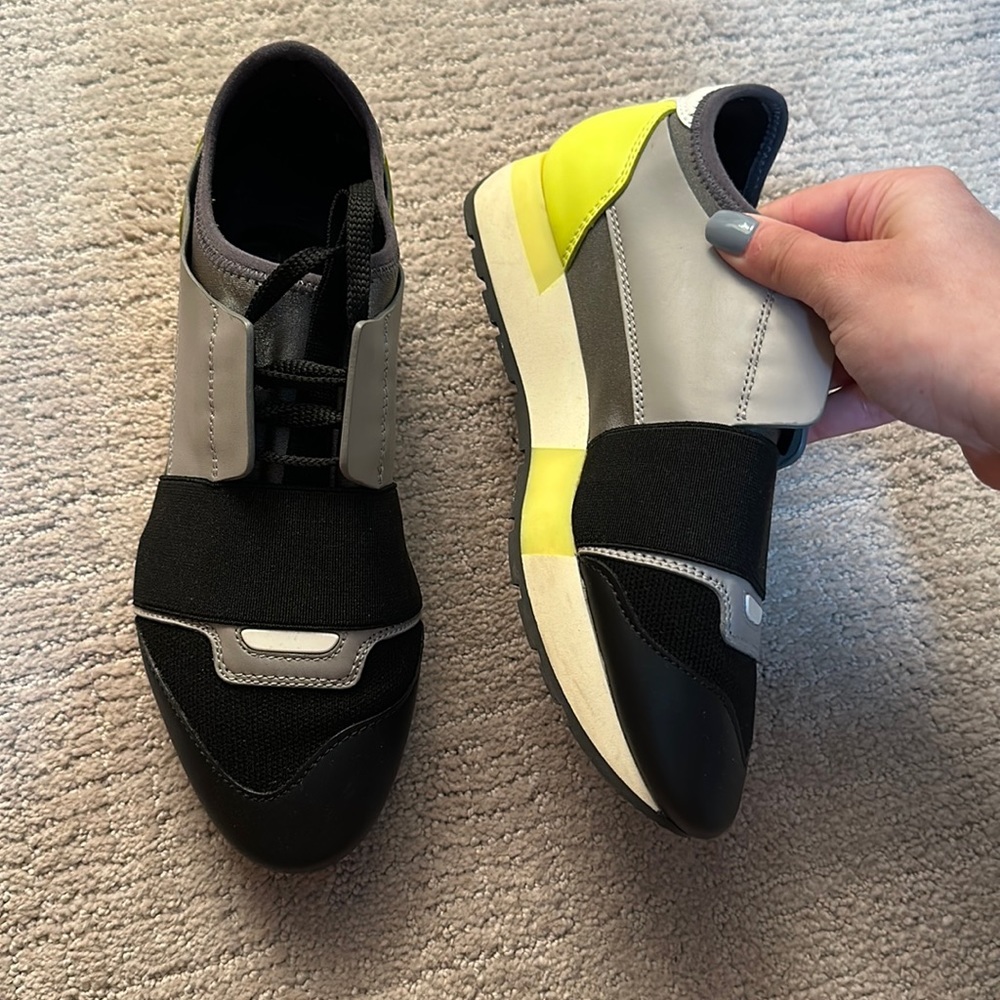 Balenciaga race runners size 35